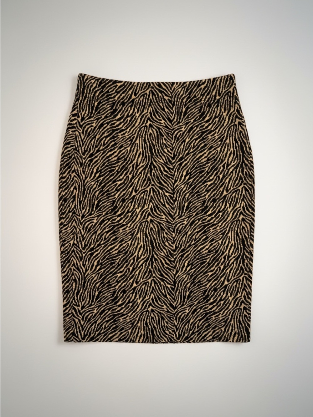 St. John Collection Black and Cream Zebra-Style Pencil Skirt - Picture 2 of 6